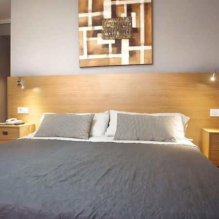Hostal Crisol A Coruna Bagian luar foto