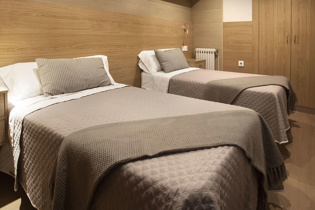 Hostal Crisol A Coruna Bagian luar foto